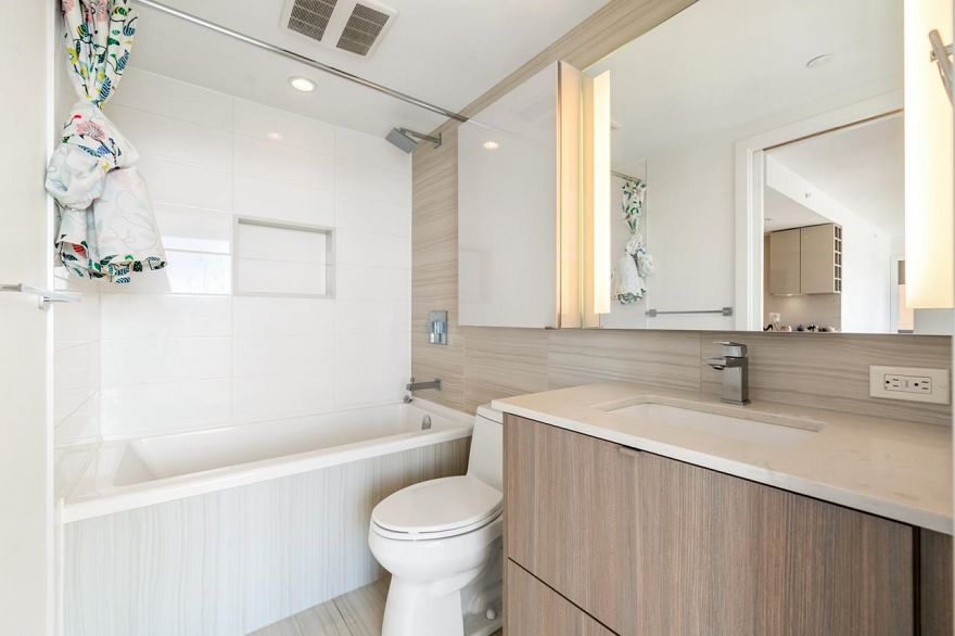 1108 1788 Columbia Street