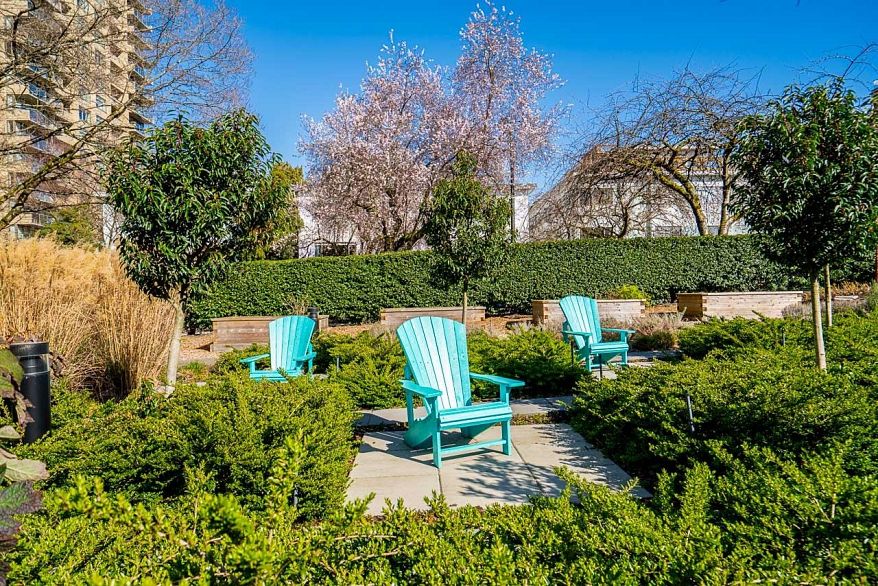 204 1740 Comox Street