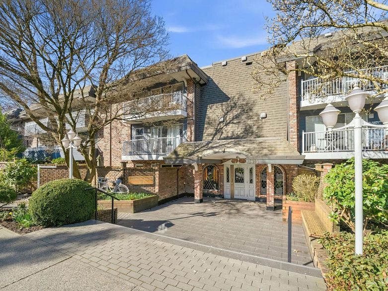 305 3875 W 4th Avenue