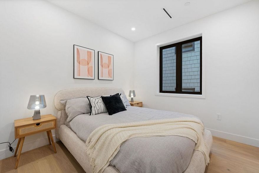 1 2846 W 12th Avenue