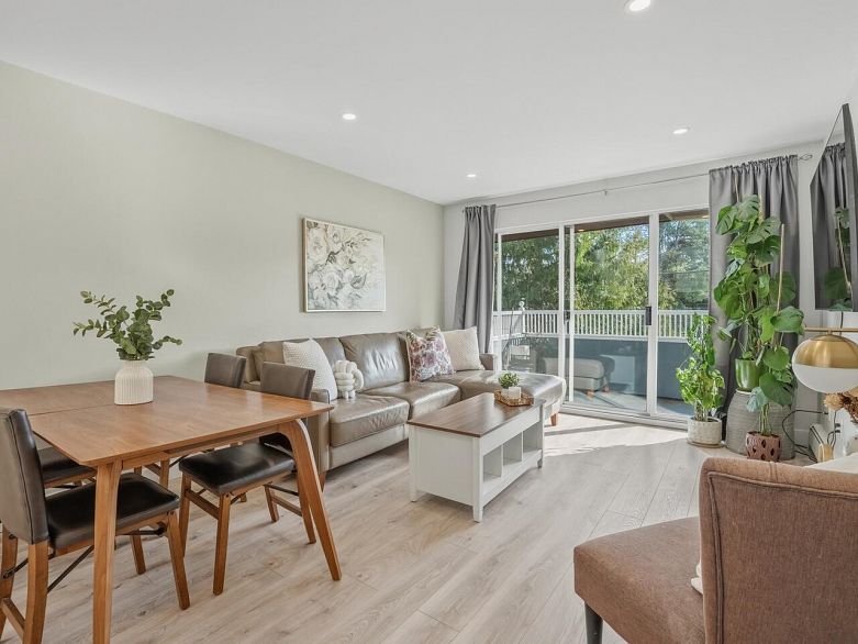 305 3875 W 4th Avenue