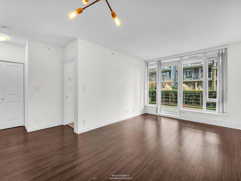 106 3162 Riverwalk Avenue