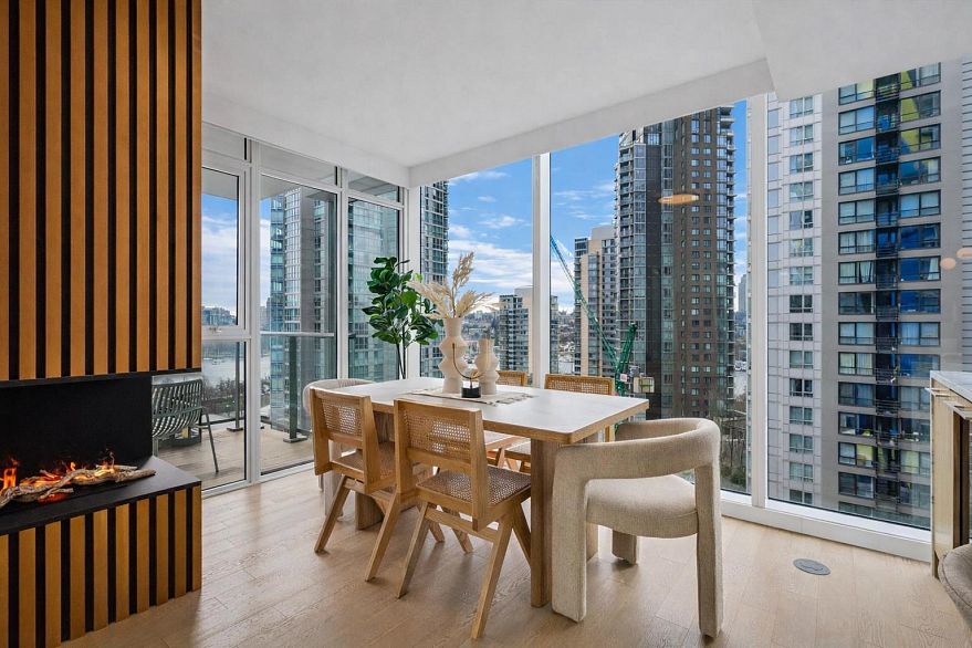 1103 499 Pacific Street