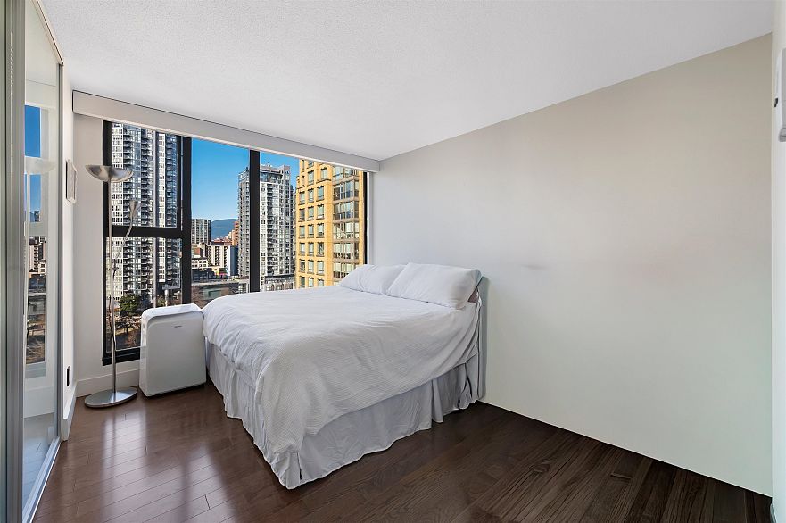 1403 1155 Homer Street