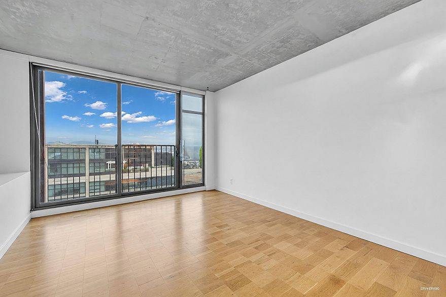 3605 128 W Cordova Street