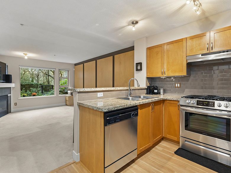 108 2388 Western Parkway