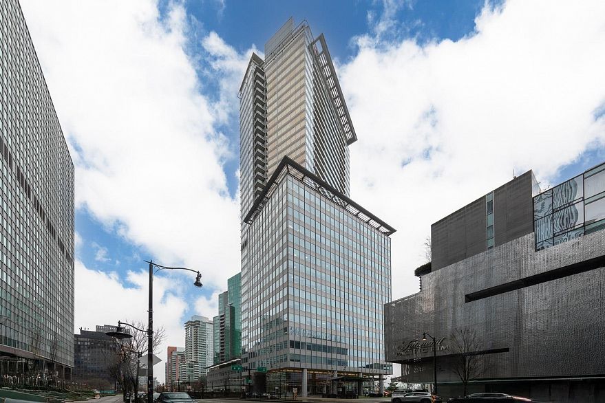 2001 1077 W Cordova Street