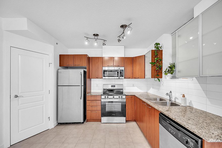 1468 Cedar Cottage Mews