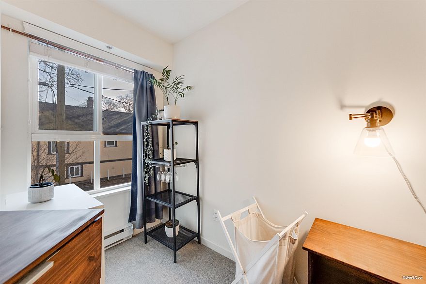 212 3278 Heather Street