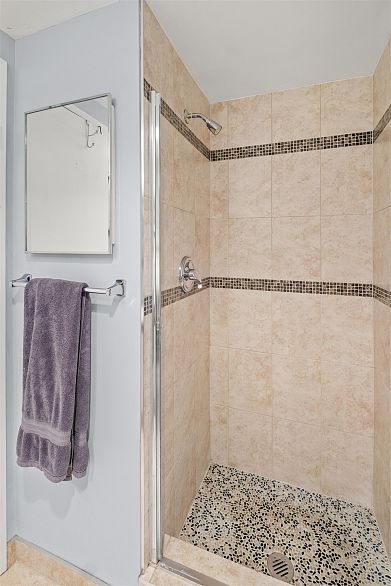 403 1436 Harwood Street