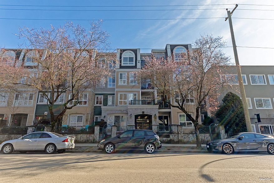 212 3278 Heather Street