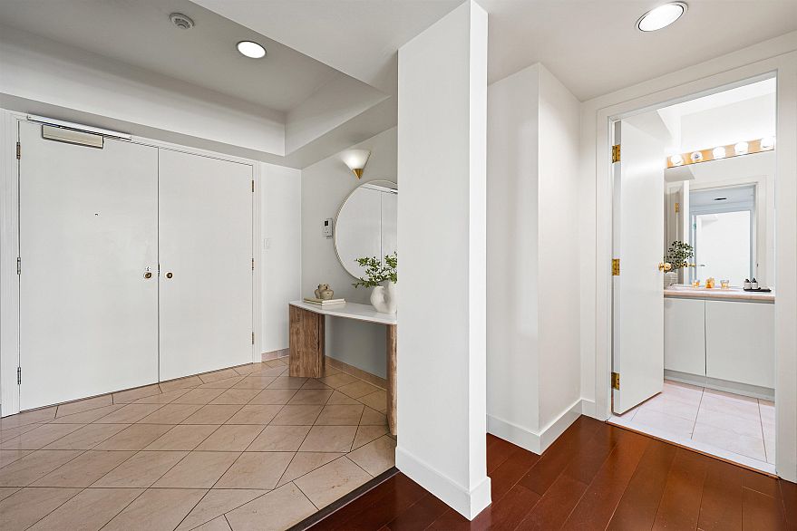 10A 1500 Alberni Street