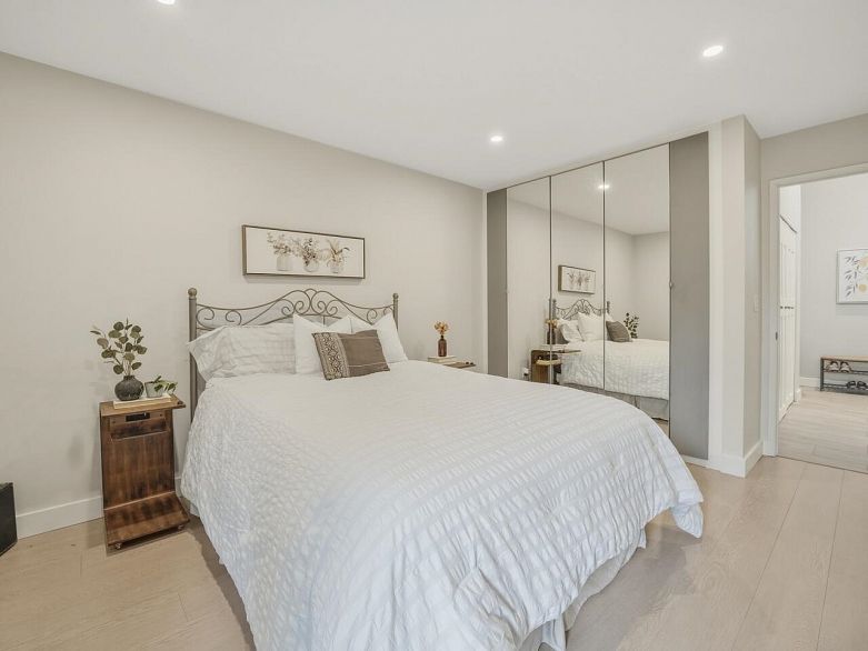 305 3875 W 4th Avenue