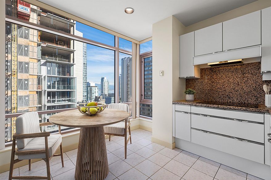 10A 1500 Alberni Street