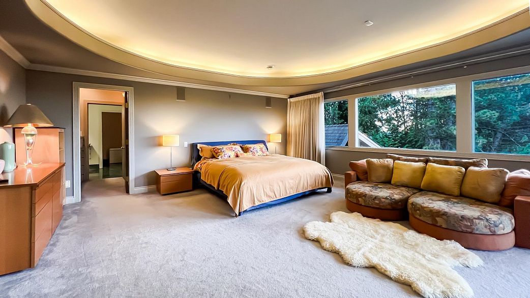 2388 SW Marine Drive