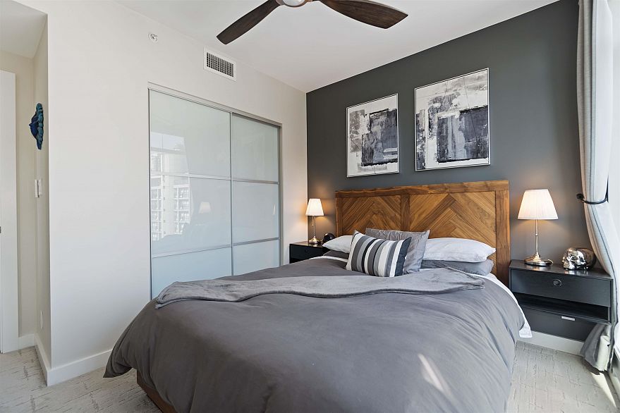 1205 1372 Seymour Street