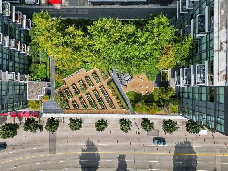 1501 159 W 2nd Street