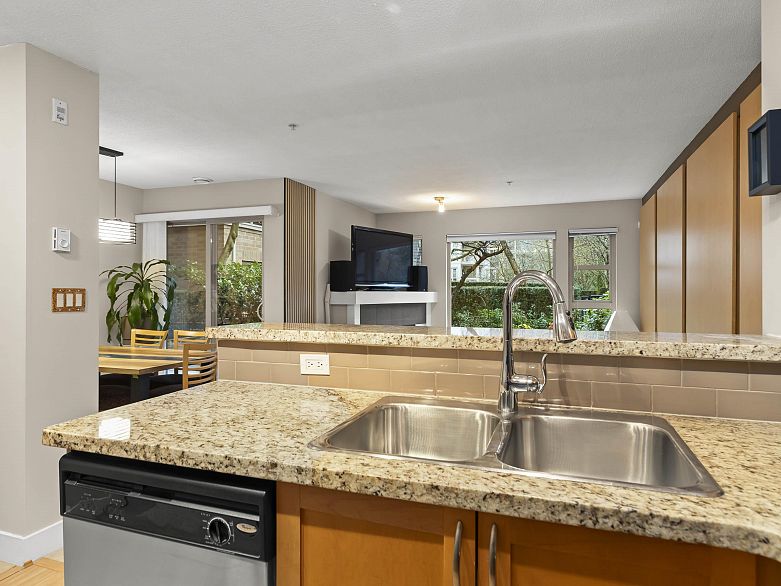 108 2388 Western Parkway