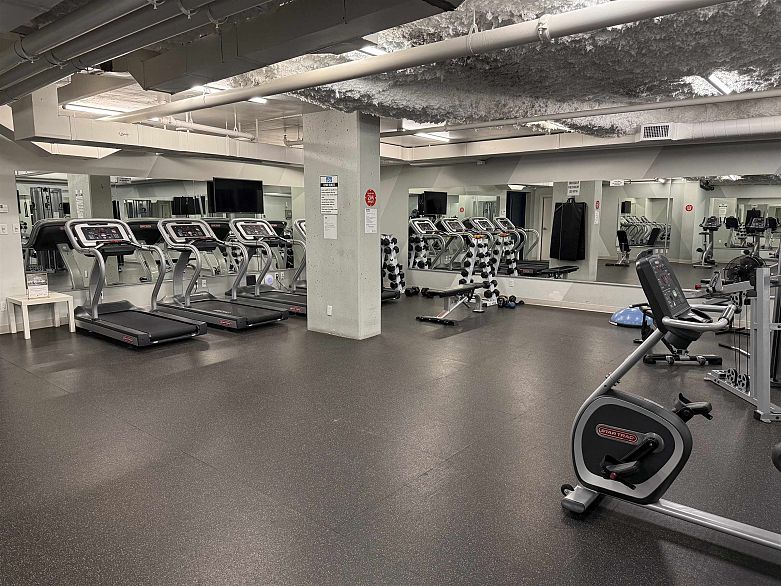 806 2888 Cambie Street