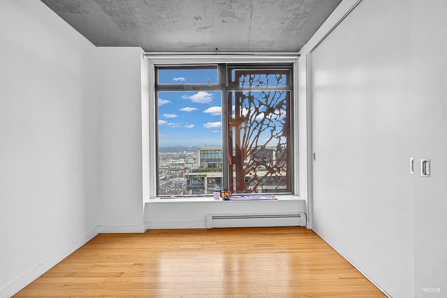 3605 128 W Cordova Street