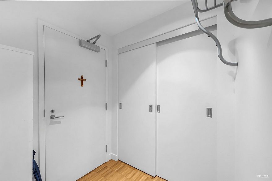 3605 128 W Cordova Street