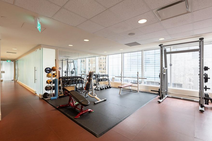 2001 1077 W Cordova Street