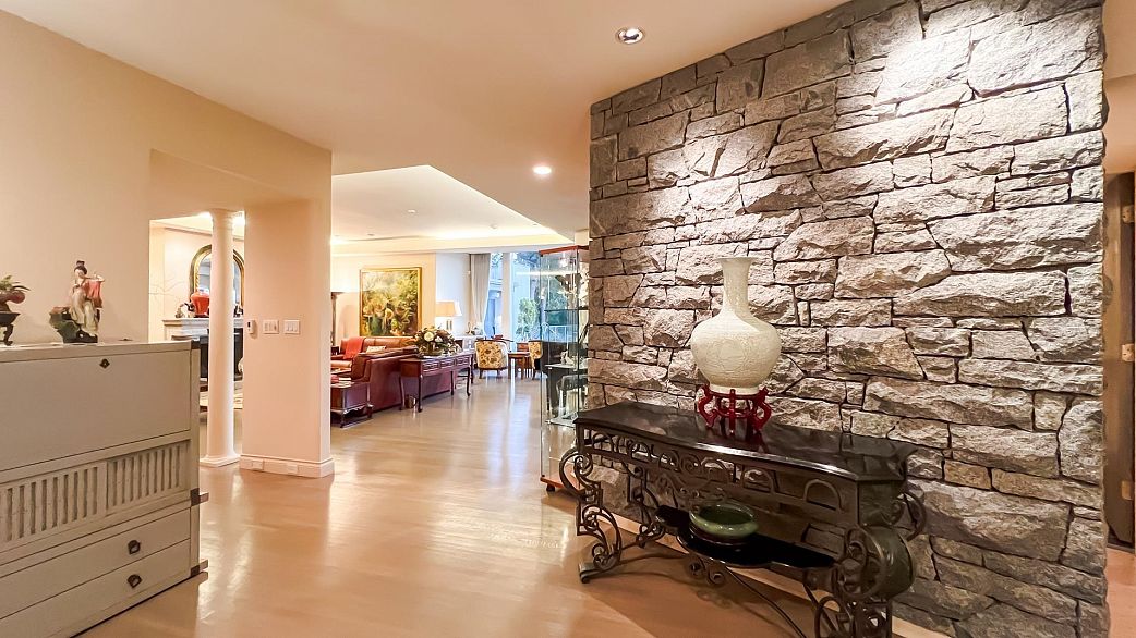 2388 SW Marine Drive