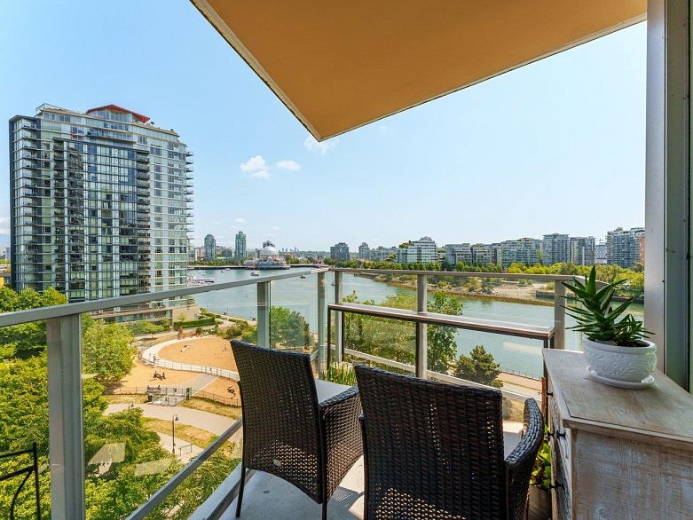 1006 980 Cooperage Way