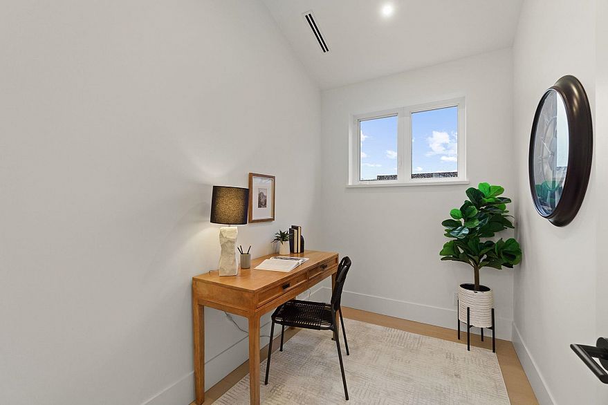 2 1945 E 13th Ave Avenue