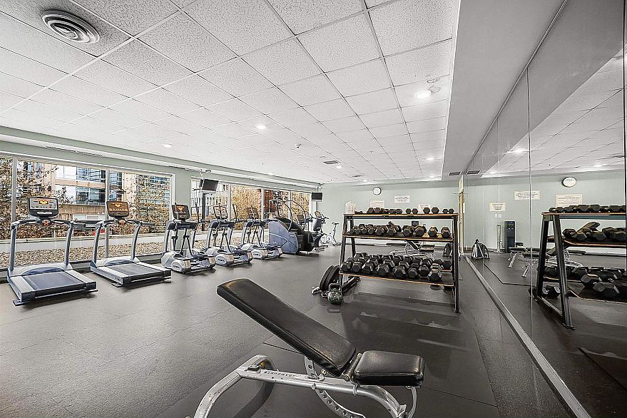 1707 928 Beatty Street