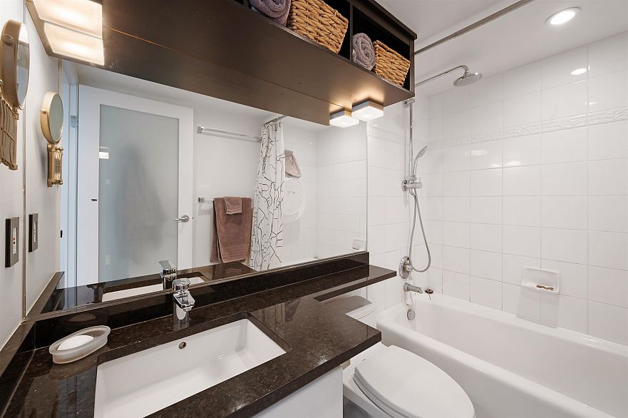 1403 1155 Homer Street