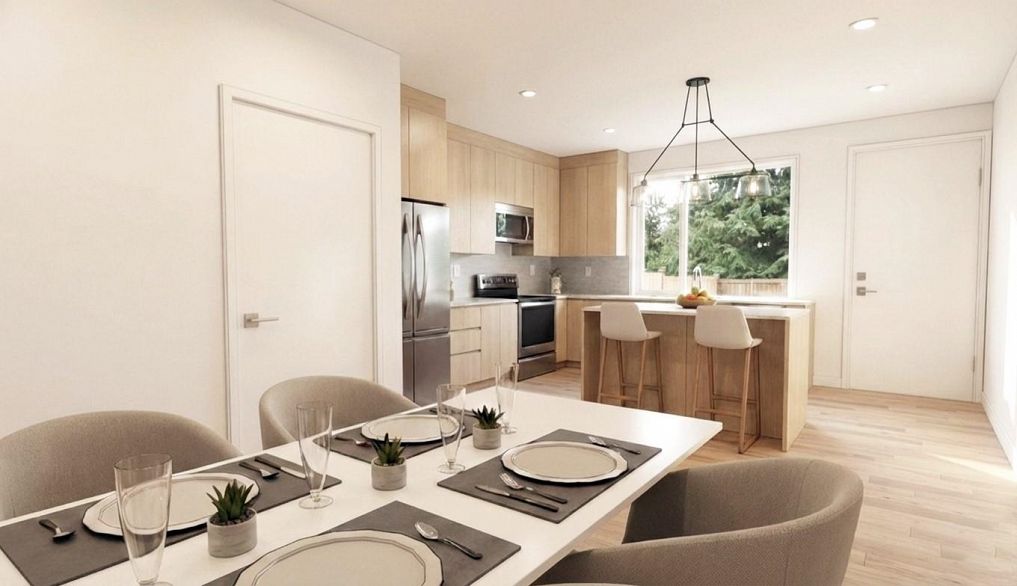 1 2242 E 39th Avenue