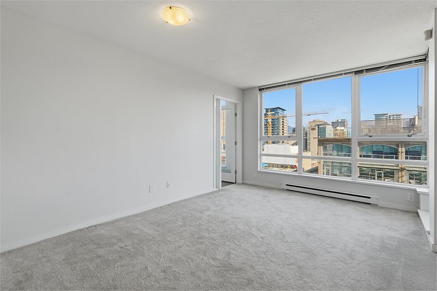 1707 928 Beatty Street