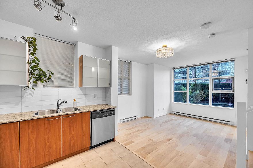 1468 Cedar Cottage Mews