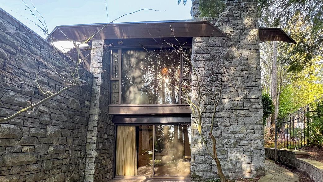 2388 SW Marine Drive