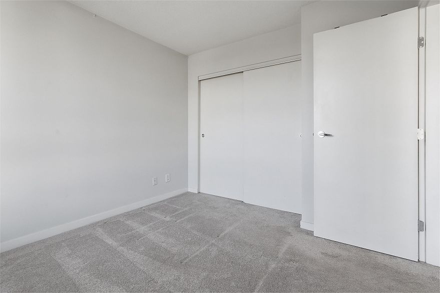 1707 928 Beatty Street