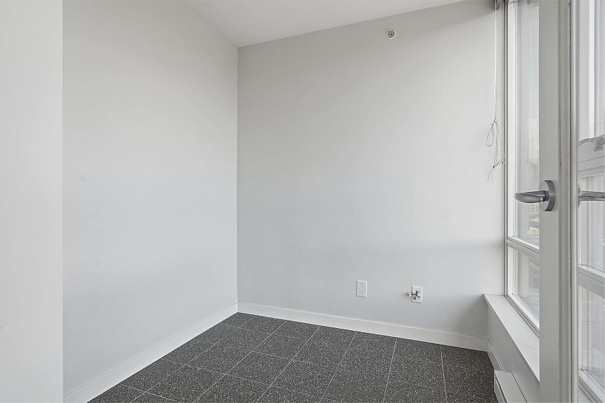 1707 928 Beatty Street