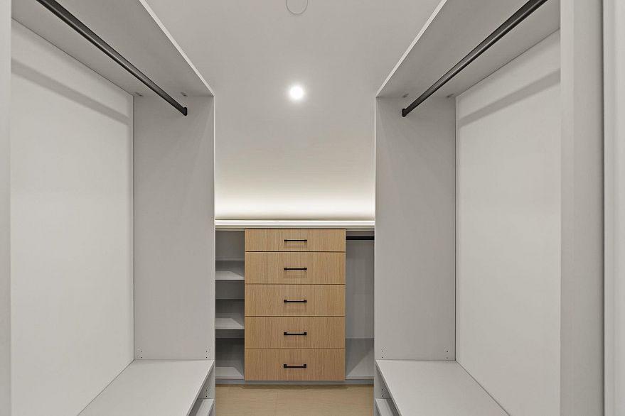 2 1945 E 13th Ave Avenue