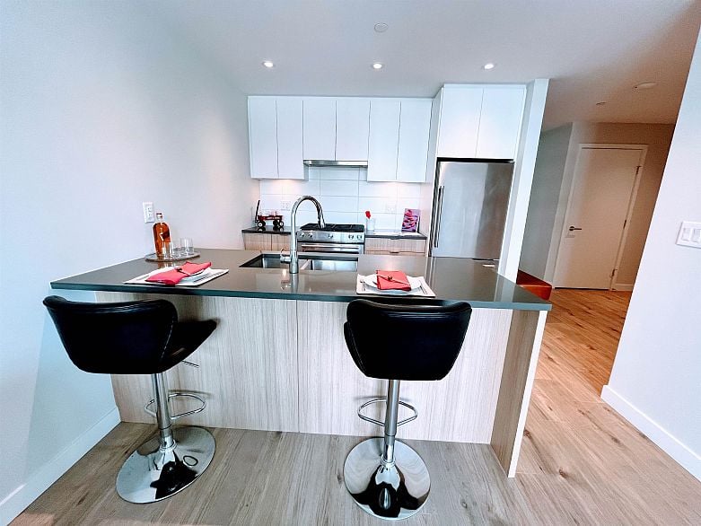 1205 3430 E Kent Avenue South