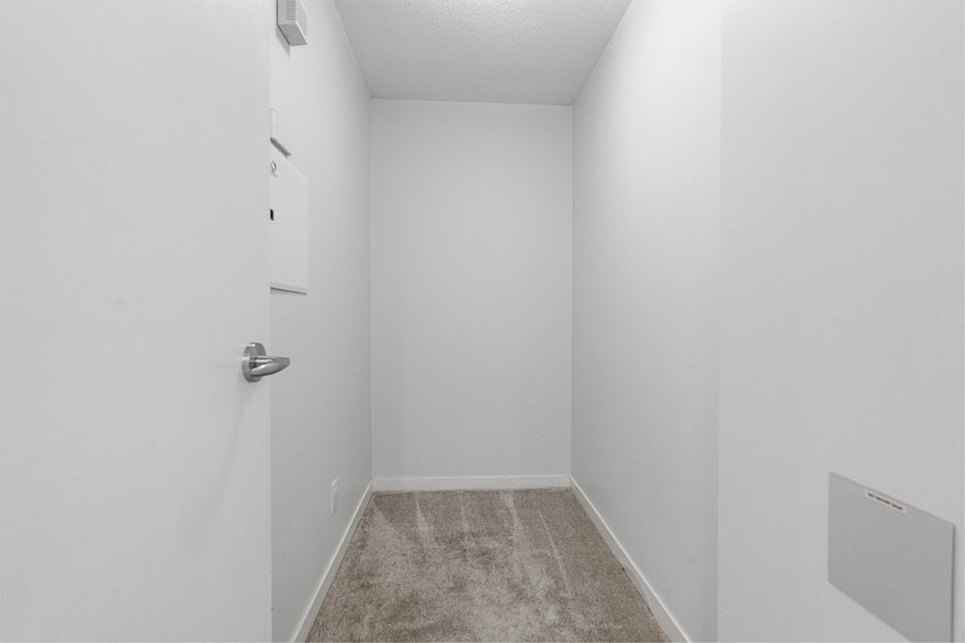 1707 928 Beatty Street