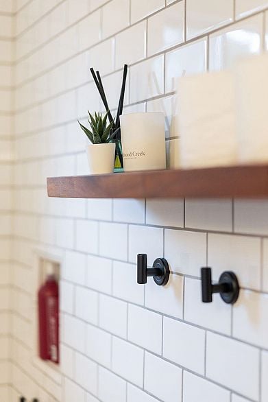 2156 E Pender Street