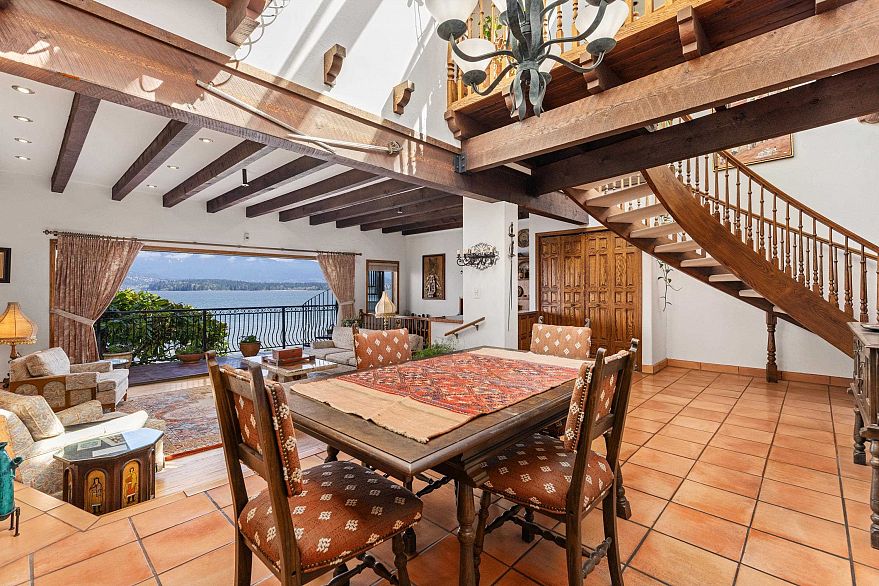 3167 Point Grey Road