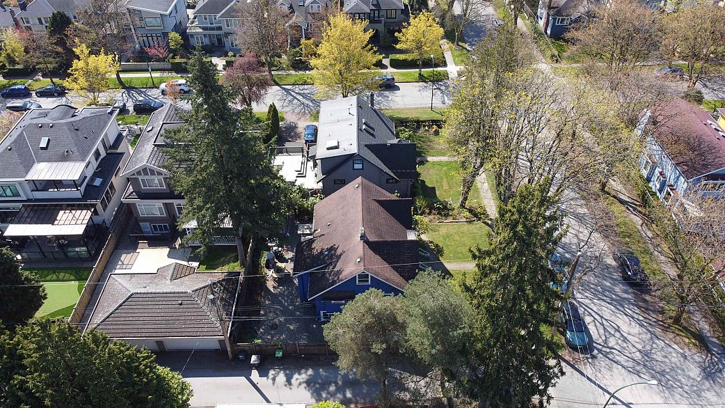 3088 Discovery Street