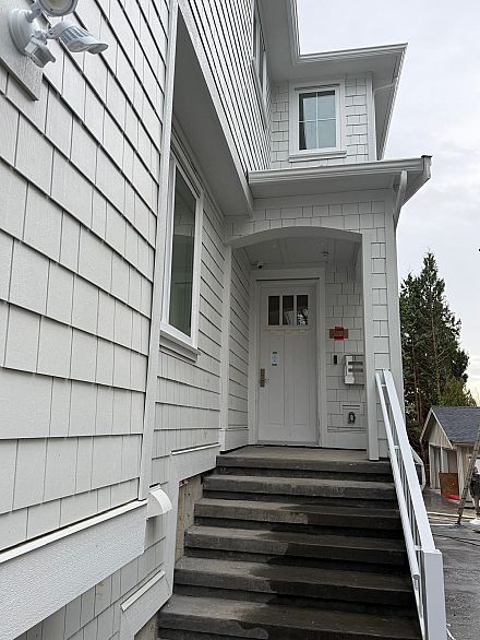 2 3110 W 42nd Avenue