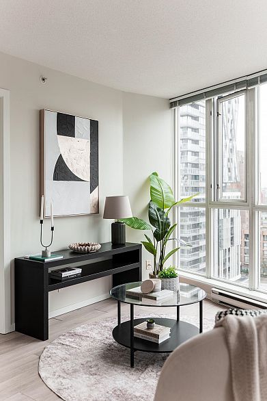 906 1155 Seymour Street