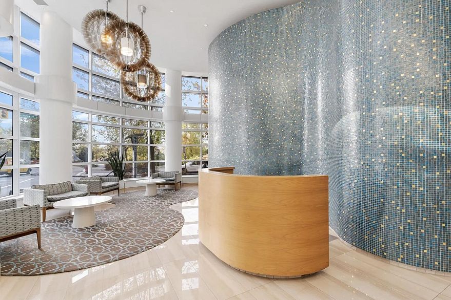 1102 181 W 1st Avenue