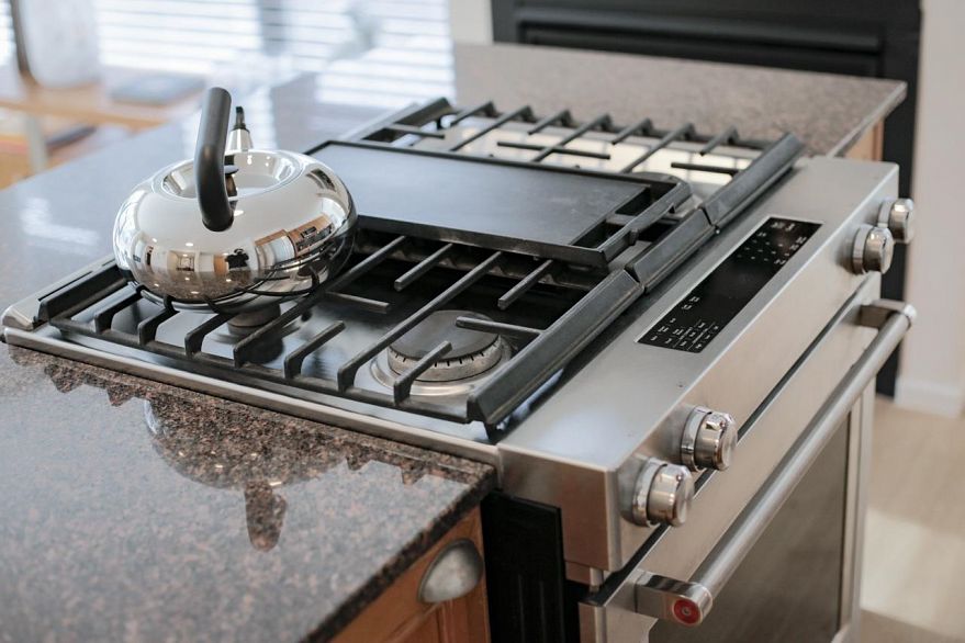 1001 1723 Alberni Street