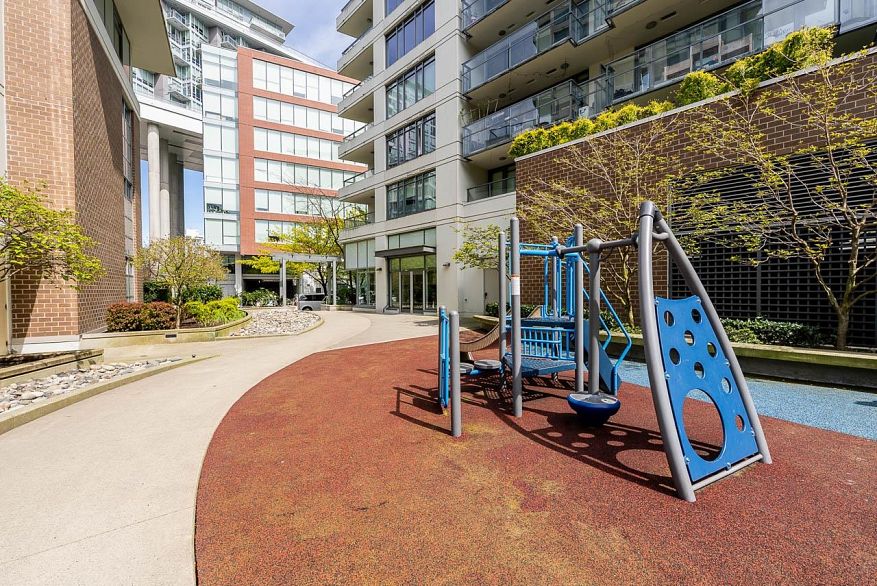 1106 110 Switchmen Street