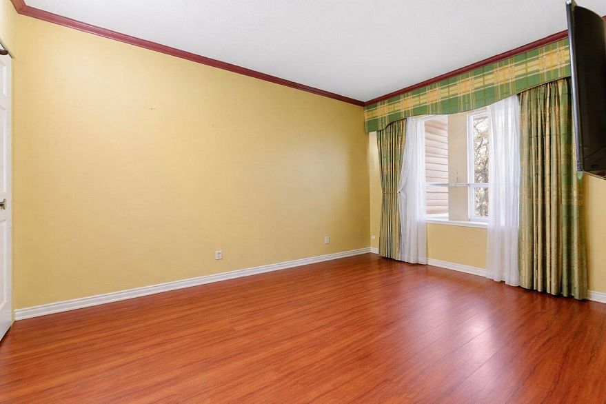 308 1823 E Georgia Street