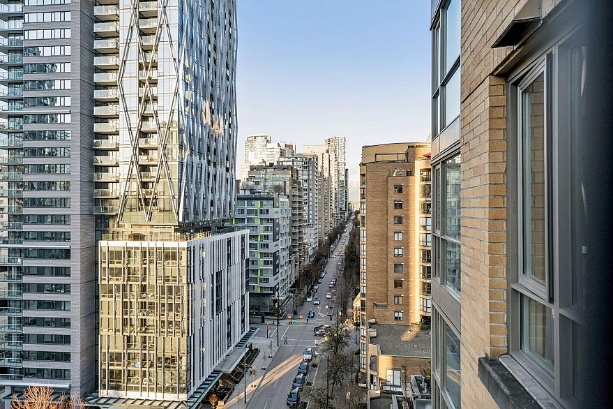 1202 1188 Richards Street